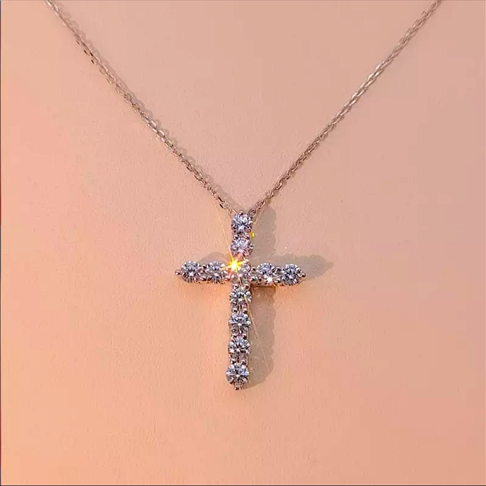 💙Cross-Shaped Pendant Sterling Silver Necklace - Picture 4 of 5